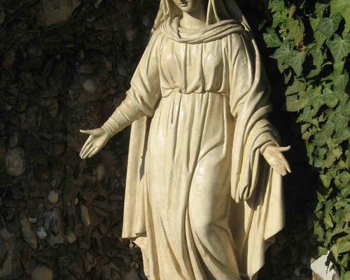 Nevers -notre-dame-des-eaux