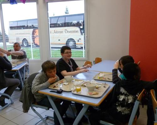 26 repas au collège