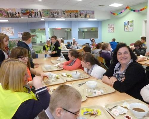 24 repas au collège