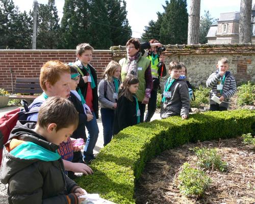 Visite du jardin de la famille