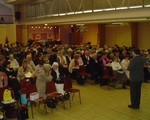 10- Michel donnait les consignes