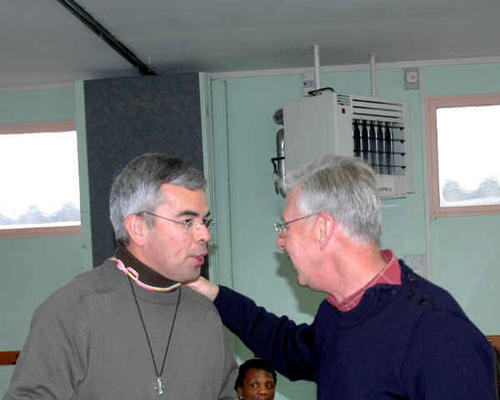 Curé et diacre complices