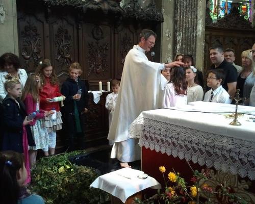 L'onction du saint-chrême