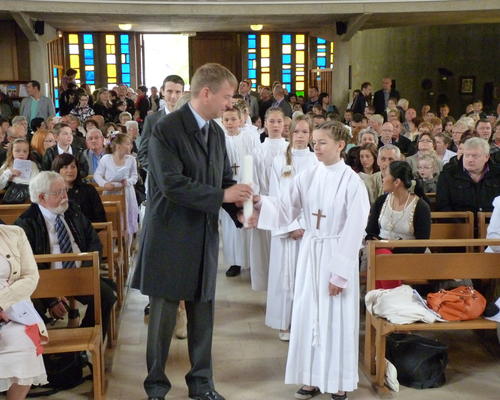 GdeCOMM-EST-2013-25
