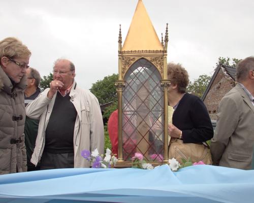 procession_oisy_3.JPG