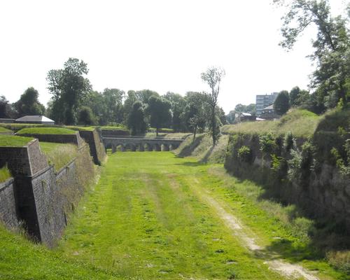 Maubeuge remparts (5).JPG