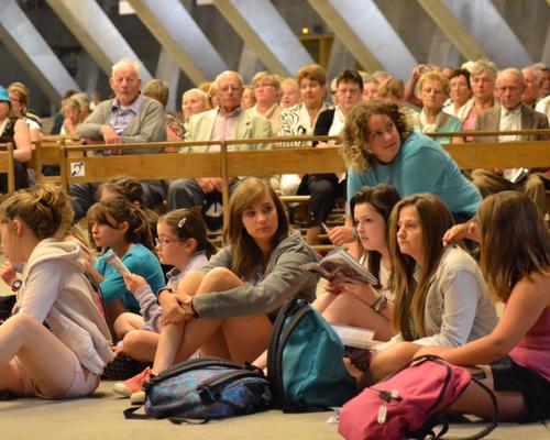 lourdes2013_pelejeunes1013.JPG