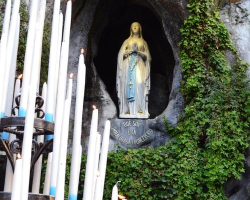 lourdes2013_pelejeunes1042.JPG