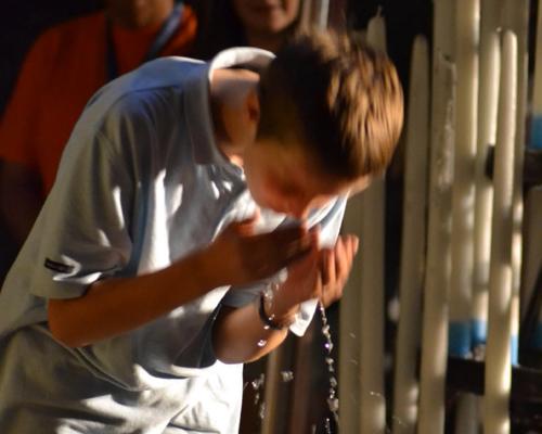 lourdes2013_pelejeunes1049.JPG