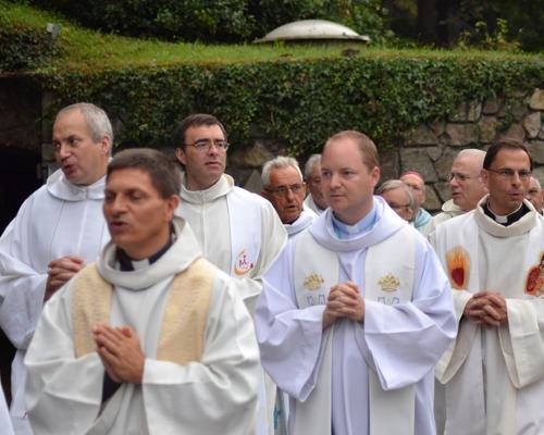 lourdes2013_pelejeunes1055.JPG