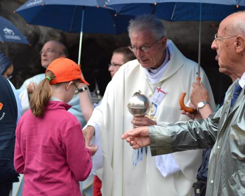lourdes2013_pelejeunes1060.JPG