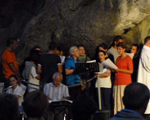 lourdes2013_pelejeunes0551.JPG
