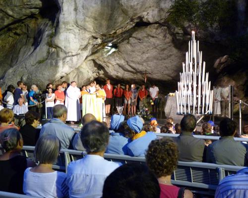 lourdes2013_pelejeunes0552.JPG