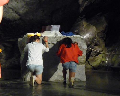 lourdes2013_pelejeunes0559.JPG
