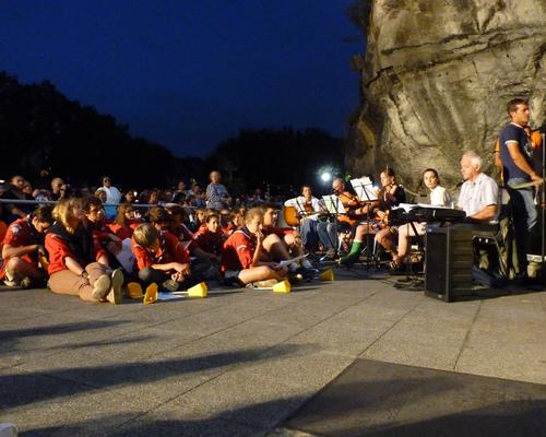 lourdes2013_pelejeunes0564.JPG