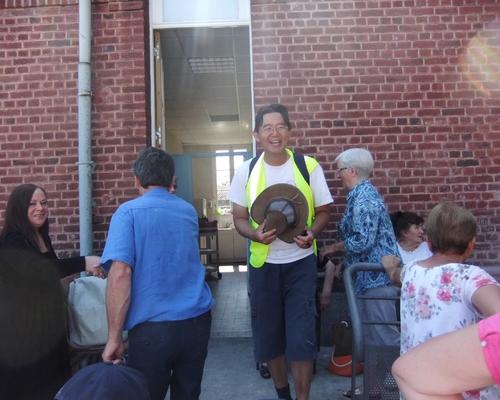 Yannick nous accueille avec Ginette (Relais)