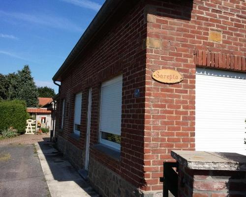 Arrêt devant une maison bien nommée ! Sarepta : cf. 1R 17, 9
