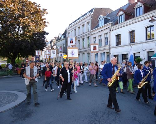 MND tour 2013 (4).JPG