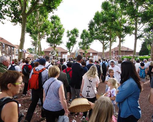 la place en effervescence.JPG
