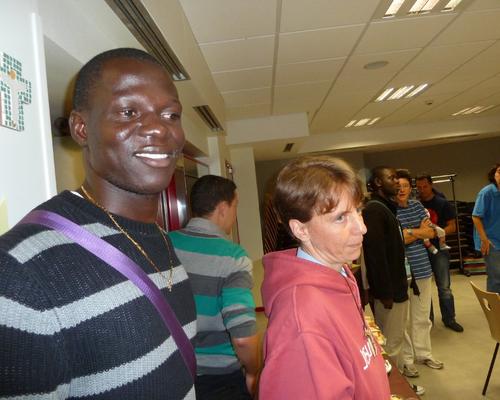 Astrid avec Charles récemment arrivé du Sénégal.