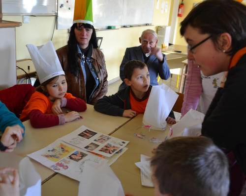 Les images "parlent"  . Oh: Christine a une toque bicolore !  René a l'oeil 
