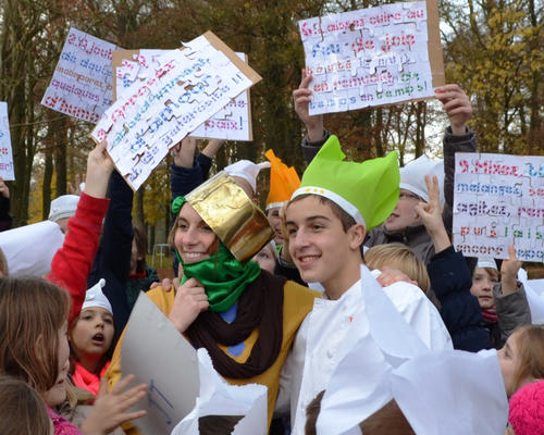 Le Grand Organisateur du congrès lui décerne la casserole d'or  !