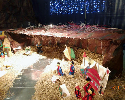 DSCI0224.chemin vers la creche