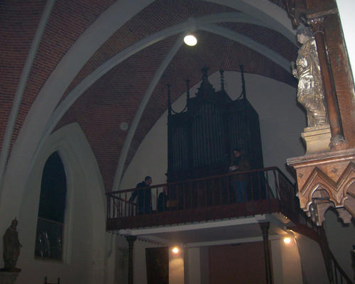 L'orgue a été nettoyé, lui aussi