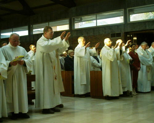 messe chrismale 2006 Fourmies 019