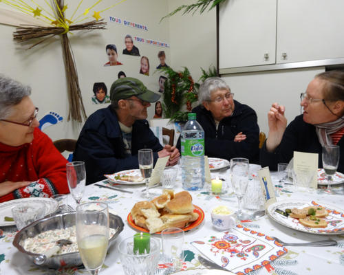Noël 2013 : table ouverte au presbytère de Condé
