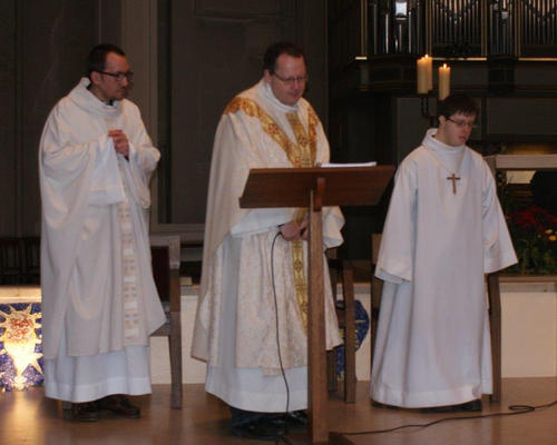 Images - Stald - E#piphanie - Dernie#re messe a# S