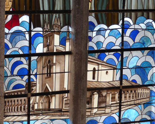 dinan_vitrail_soeurs (6)