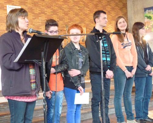 Retraite profession de foi avril 2014(48)
