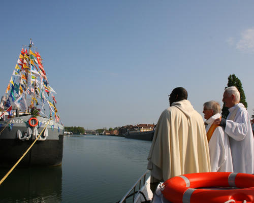 1405_IMG_2307B