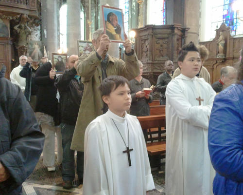 Cette messe était celle du dimanche de la canonisation de Jean XXIII et Jean-Paul II
