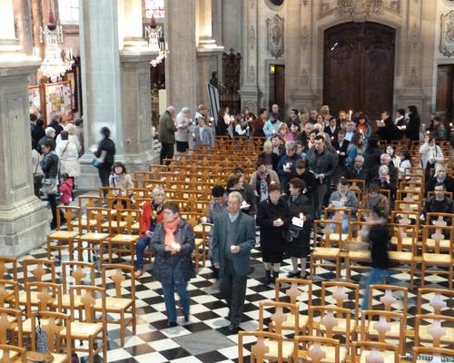 départ de la procession des lumières