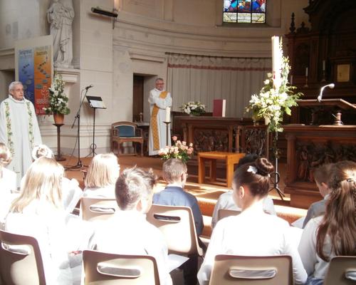 St Joseph 1eres communions 2014 (4)