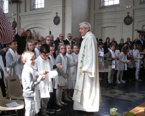 St Joseph 1eres communions 2014 (9)