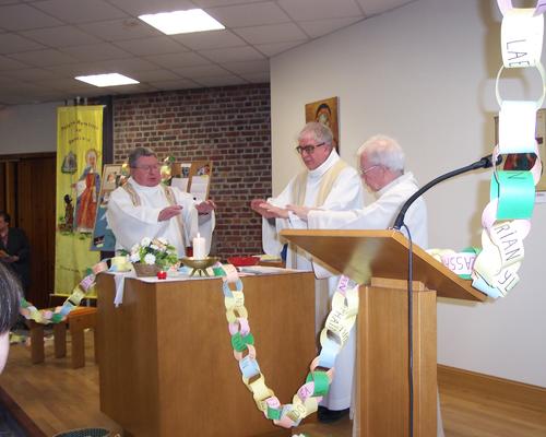 Fête des baptisés Ste Remfroye Denain 25 05 06 (6)