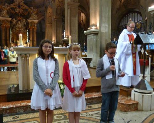 premieres communion st francois et cathedrale 053