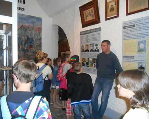 Images - Stald - Cate# au Fort Leveau - 2014-06 -