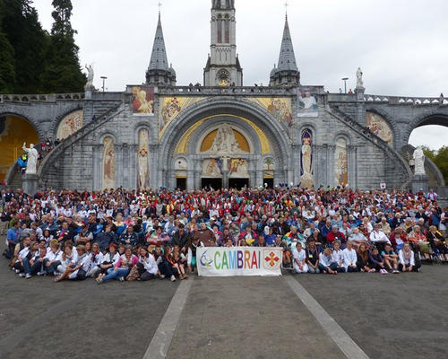 2014-08-20-lourdes -proc-SSacrement (8)