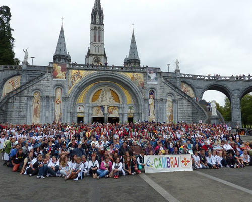 2014-08-20-lourdes -proc-SSacrement (10)
