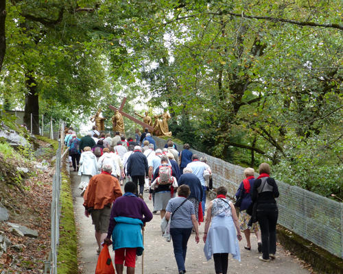 2014-08-21Lourdes_chemin _croix_montagne (5)