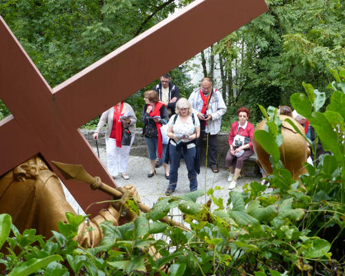 2014-08-21Lourdes_chemin _croix_montagne (8)