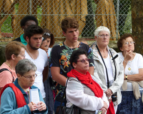 2014-08-21Lourdes_chemin _croix_montagne (28)