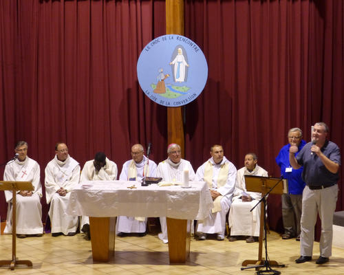2014-08-22Lourdes_messe_St_Pierre 4
