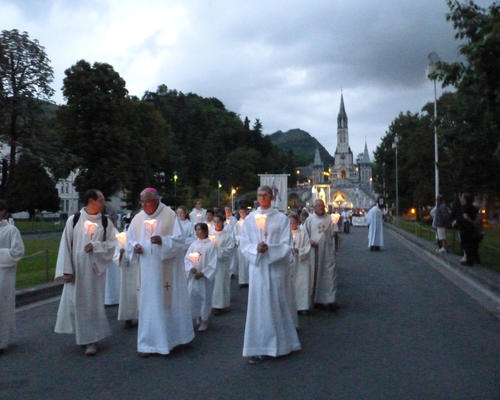 2014-08-23-lourdes-pro-flambeau (3)