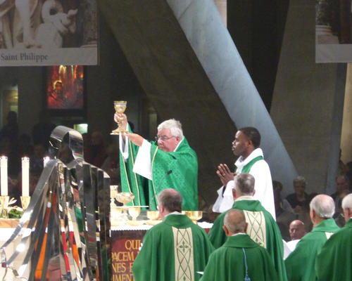 2014-08-24Lourdes_messe_internationale 22