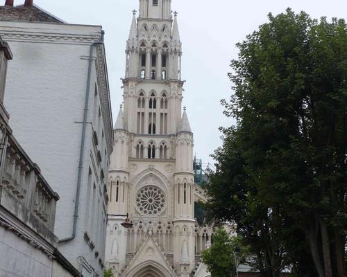 Basilique ND du Saint Cordon